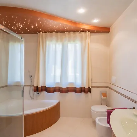 Villa Vescovado In Casa *
